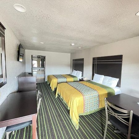 Regency Inn - แชนเนลวิว ภายนอก รูปภาพ