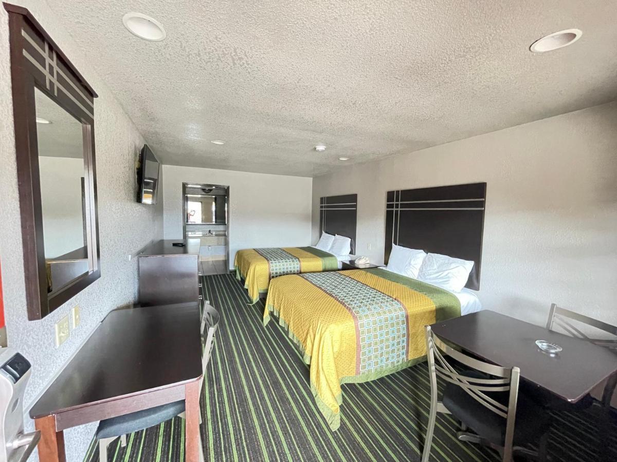 Regency Inn - แชนเนลวิว ภายนอก รูปภาพ